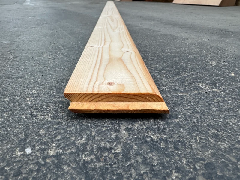 Plinthe sapin - 13x68 - L=2,1m