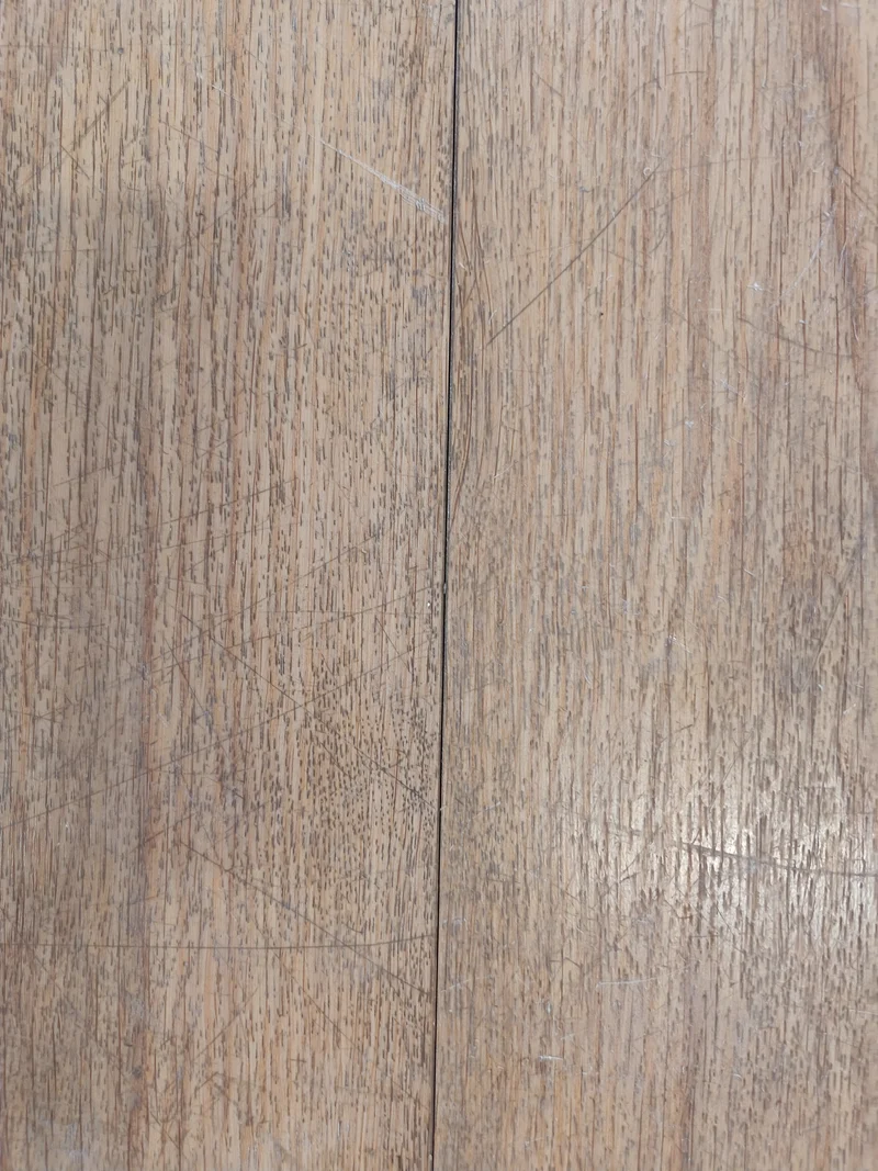 Dalle PVC décor chêne C - 1000 x 150 x 5 mm (état d'usage)
