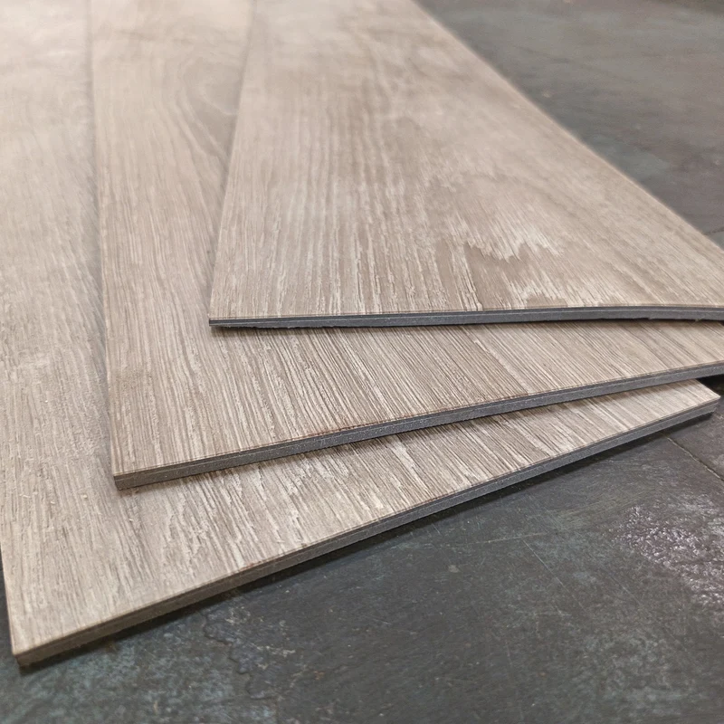 Lame PVC décor bois - 1200 x 180 x 20 mm