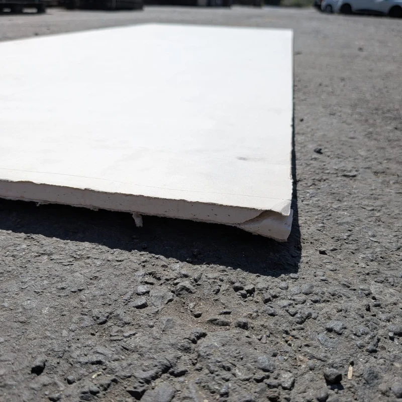 Plaque de plâtre bord droit - 2400 x 800 x 13 mm
