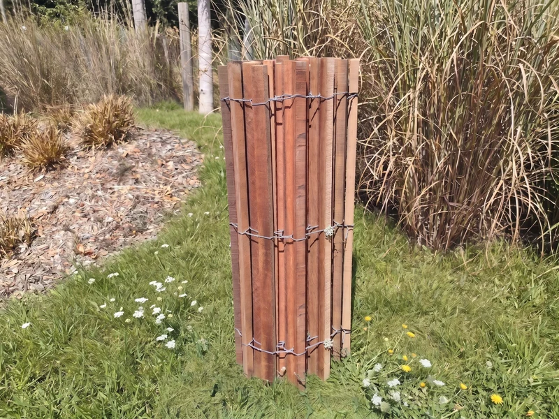 Ganivelle bois massif exotique - hauteur 120 cm - L=5m - non appointée (écart 4/5 cm)