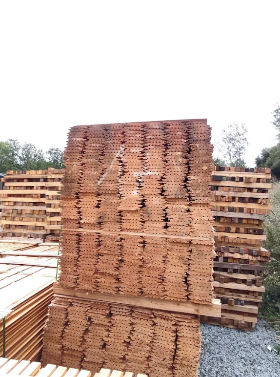 Chute de bardage bois massif douglas classe 3 - sections variables - L=1.4m