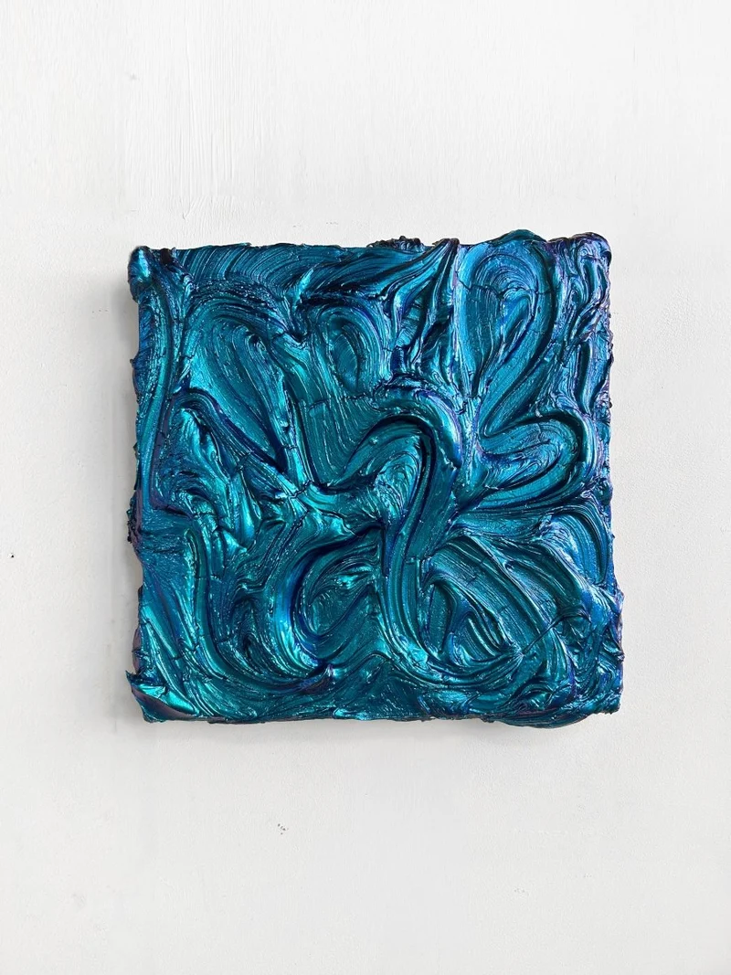 Saturn blue