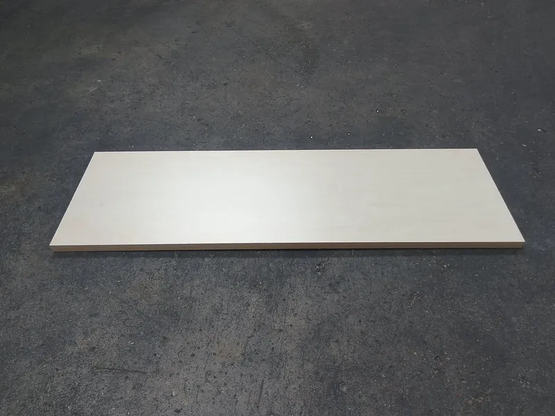 Tablette aggloméré décor érable - 1243 x 396 x 25 mm