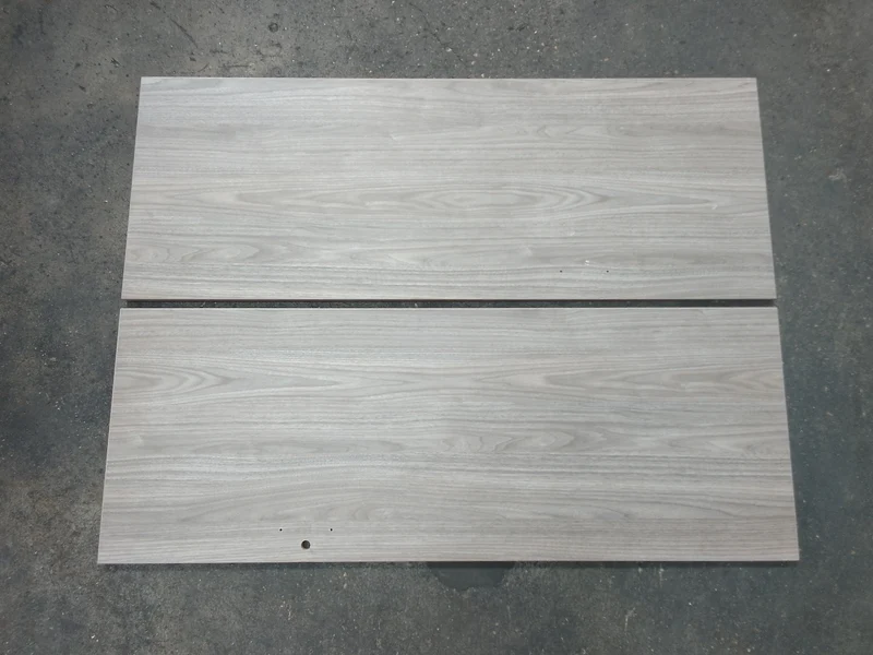 Portes de placard aggloméré décor noyer - 1333 x 495 x 20 mm
