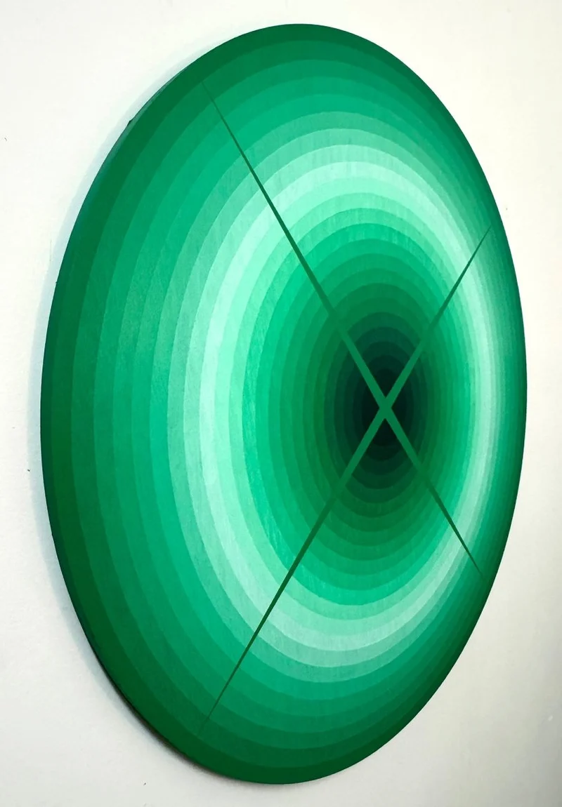 Light Interaction (Emerald)