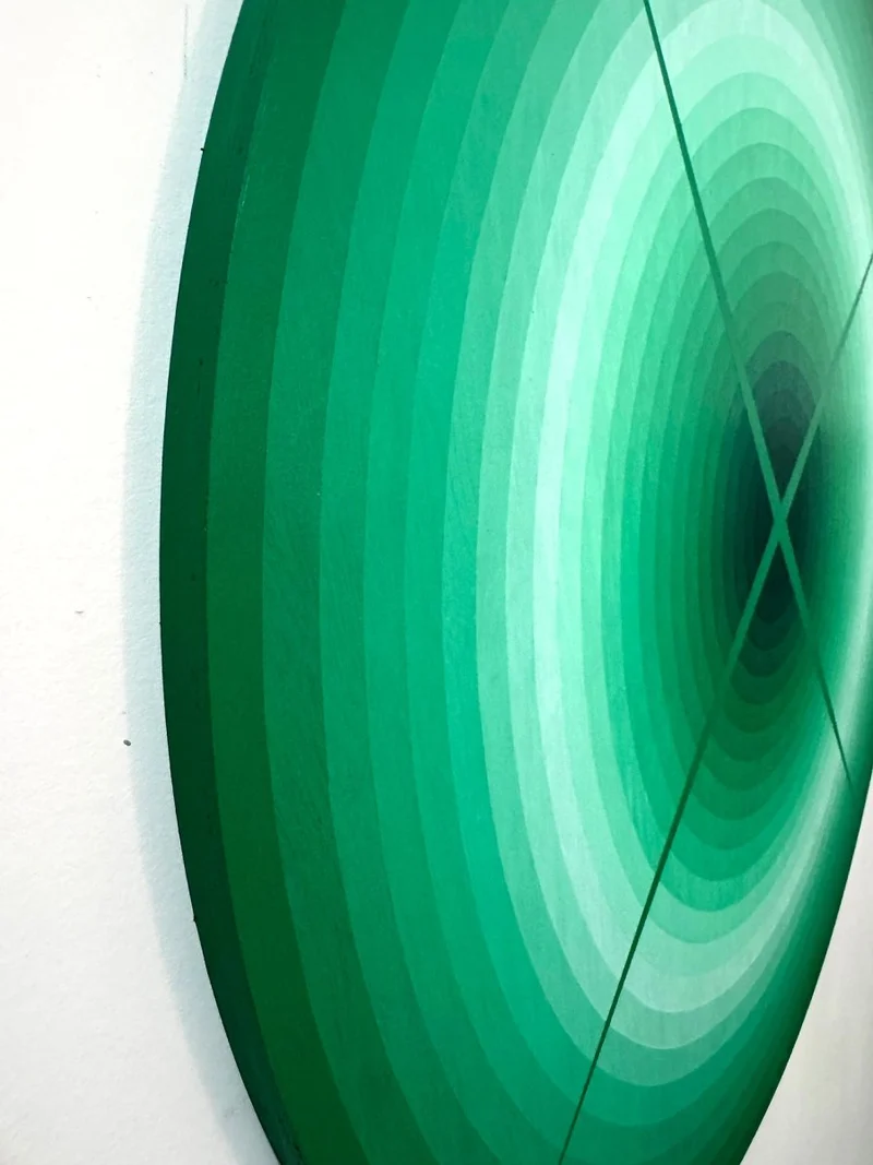 Light Interaction (Emerald)