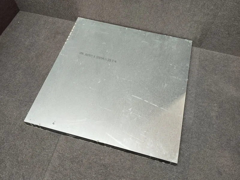 Faux plancher technique - 600 x 600 x 40 mm