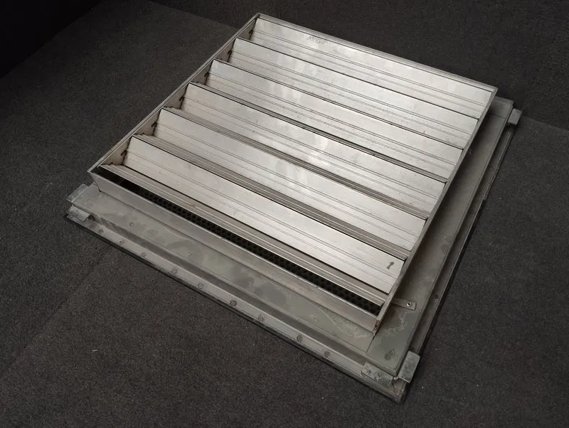 Faux plancher technique perforé - 600 x 600 x 90 mm