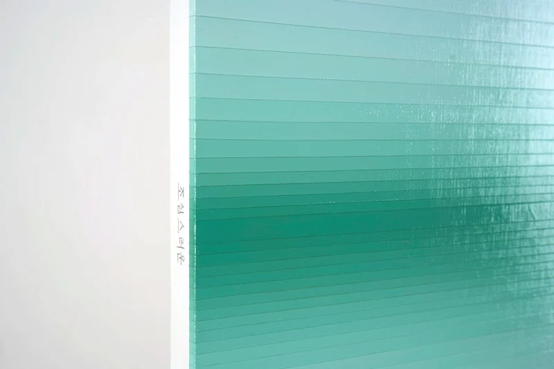 Emotional color change 63