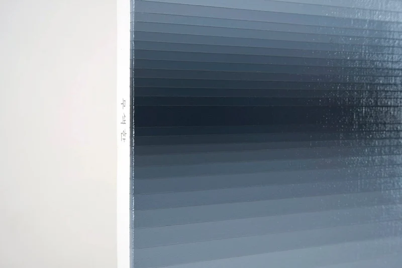 Emotional color change 61