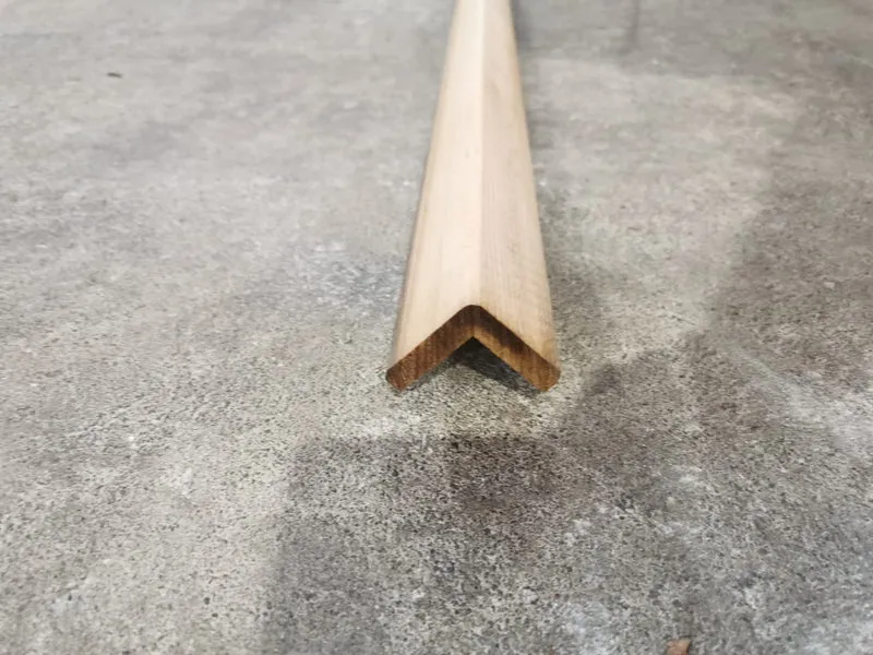 Cornière red cedar - 46x46 - L=1,8m