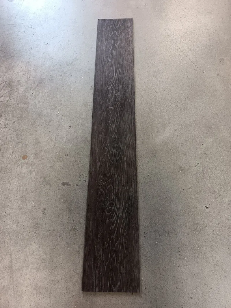Dalle PVC gris foncé cérusé - 1200 x 180 mm - à coller