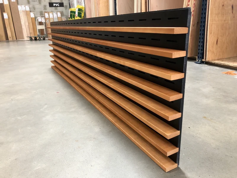 Panneaux spigoline acoustique bois massif et contreplaqué - 600 x 70 - L=2.4m