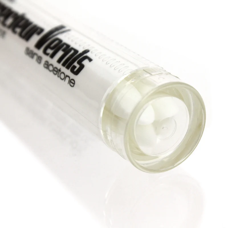 Correcteur vernis à ongles