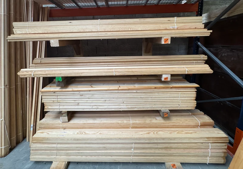 Liteau pin maritime - 9x48 - L=2,4m