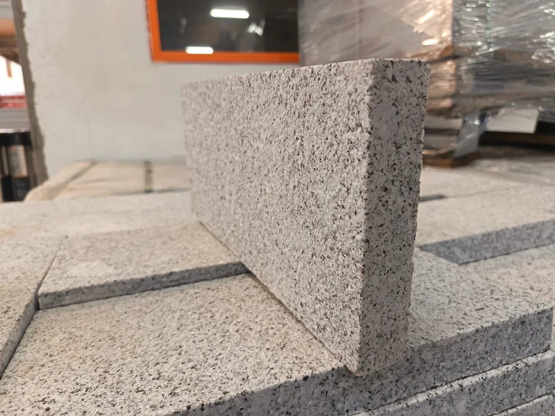 Dalle granit - 310 x 140 x 30 mm