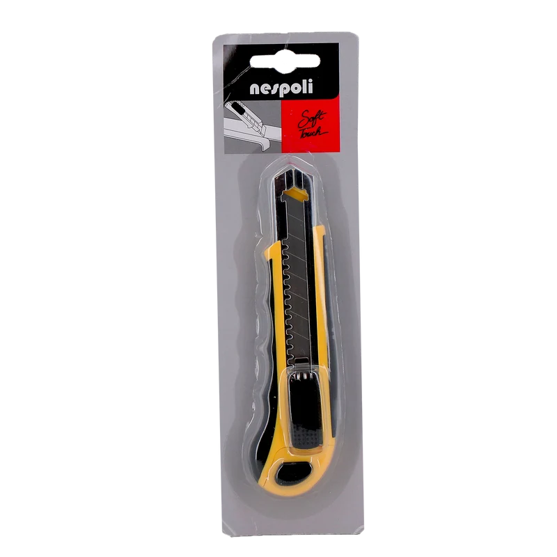 Cutter professionnel 18 mm