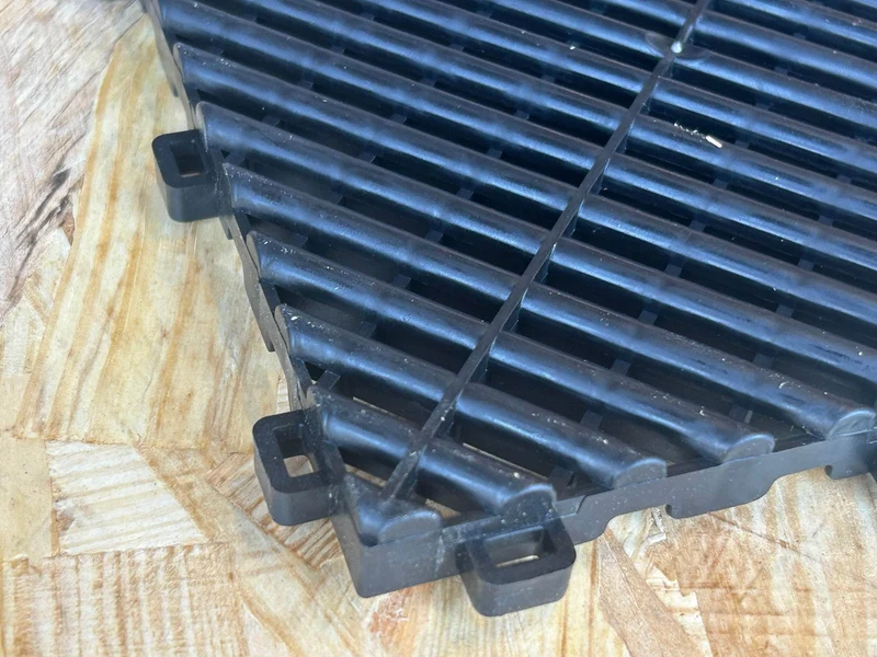 Dalle de Garage Premium PVC Clipsable 395x395 mm - noir