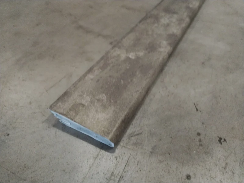 Plinthe SMF décor Pierre Nacrée Taupe 2500x59x17,4mm