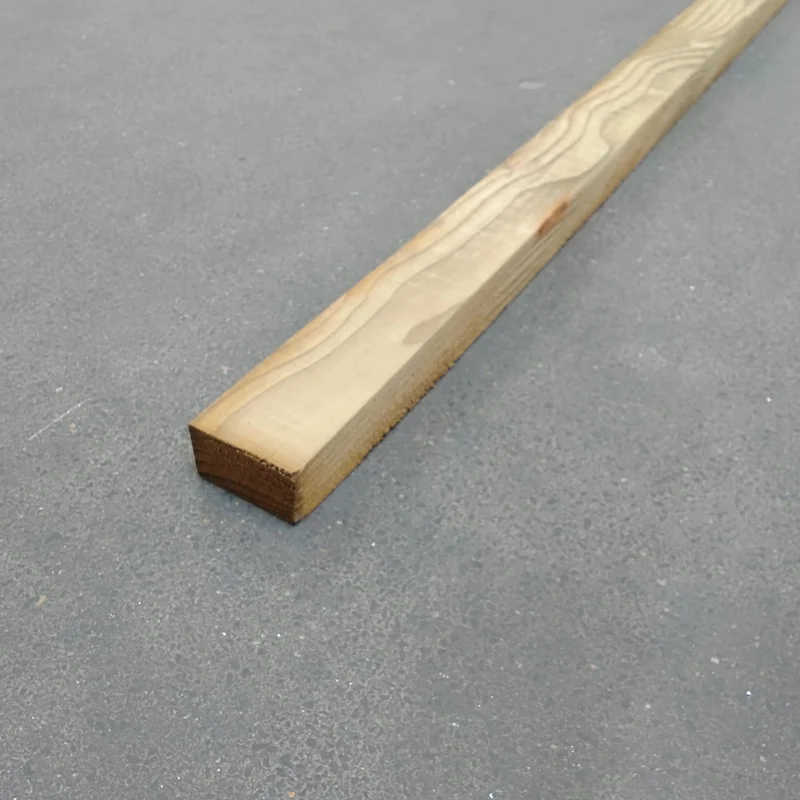 Liteau pin classe 3 traité vert - 27x45 - L=3,0m