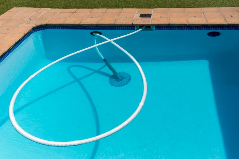 2K Epoxidharz Poolfarbe – Schwimmbadfarbe für Beton, Fliesen & Zement
