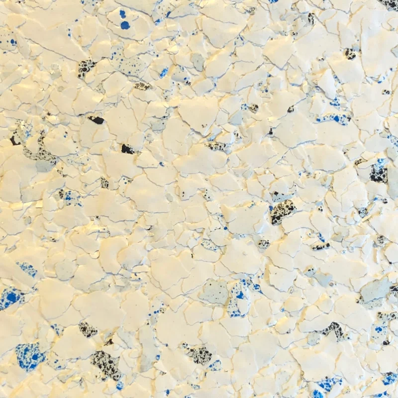 Paillettes peinture murale